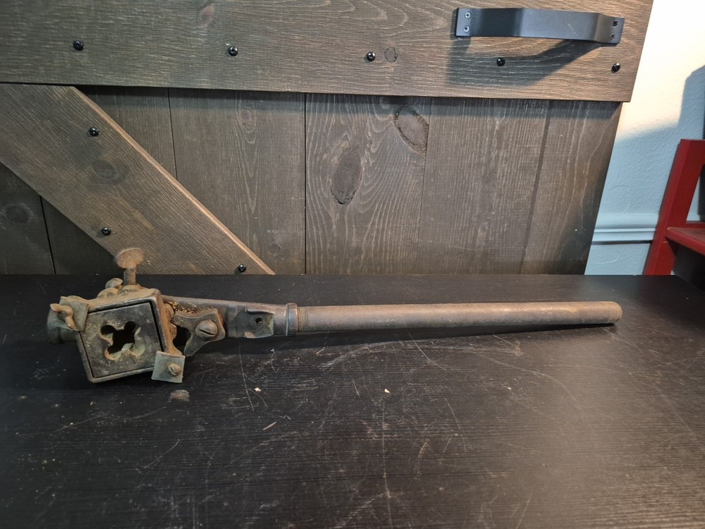 VTG Antique Square Die Pipe Threader Antique Rare