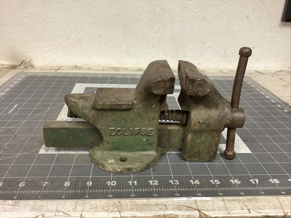 Vintage ECLIPSE Vise- 3" Jaws (CCC3004)