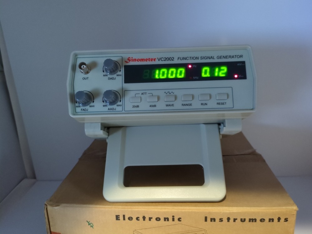 VICTOR Sinometer VC2002 Function Signal Generator 5 Digits with Manual