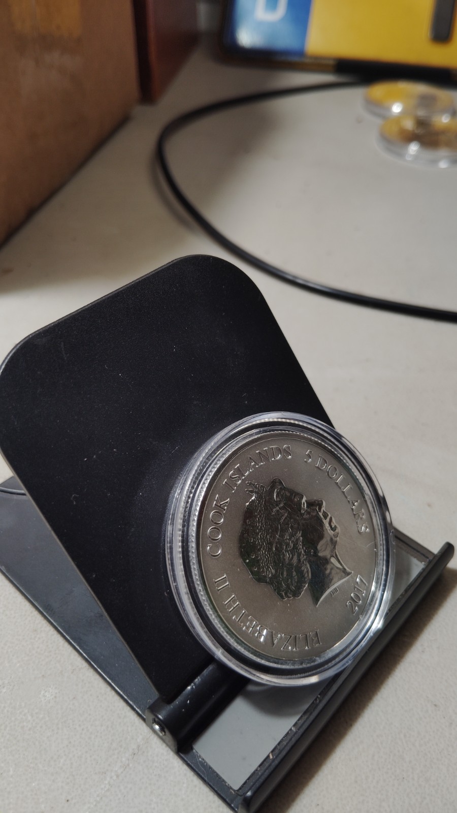 PATRICK ROY UPPER DECK HOCKEY GRANDEUR ONE OUNCE .9999 SILVER COIN SER.#/500