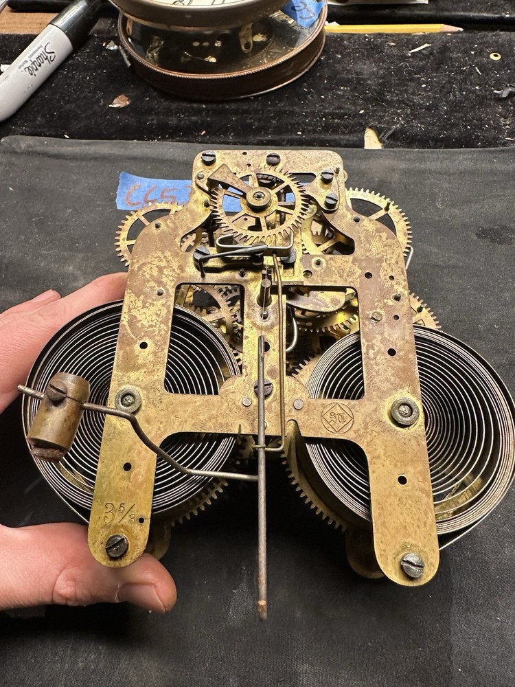 (CC53) - ANTIQUE SETH THOMAS 5 3/8 MANTEL CLOCK MOVEMENT