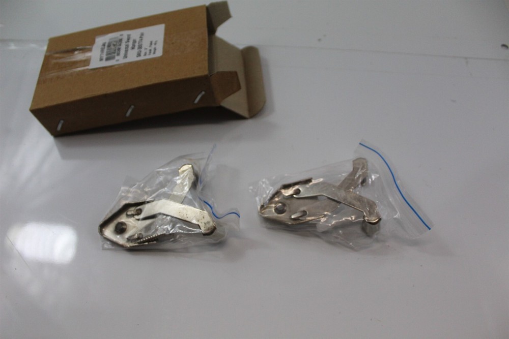 Sword Wall Hanging Set With Hardware Silver-Tone Alloy for Wall Mount 3"
