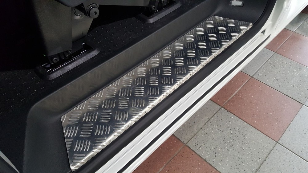 Left Interior Rear Step Cover for VW Multivan 2003-2015 Silver