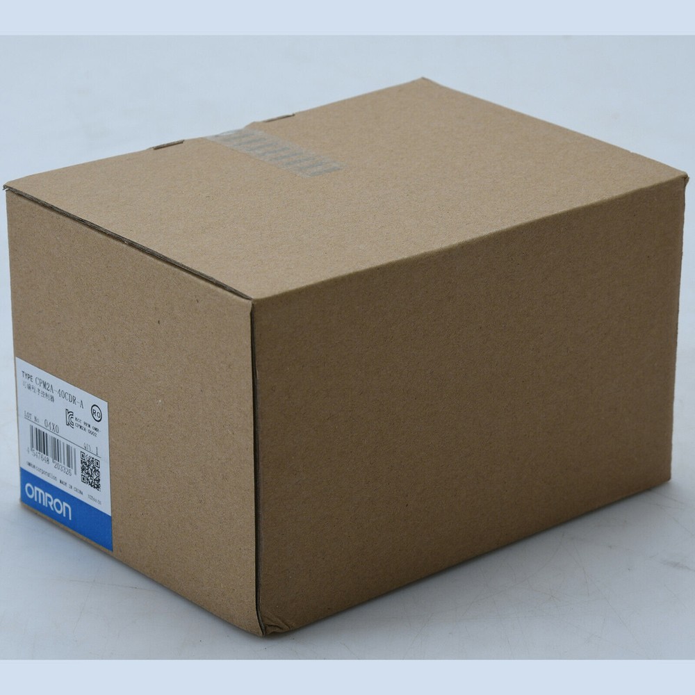 New in Box OMRON Programmable Controller CPM2A-40CDR-A CPM2A40CDRA
