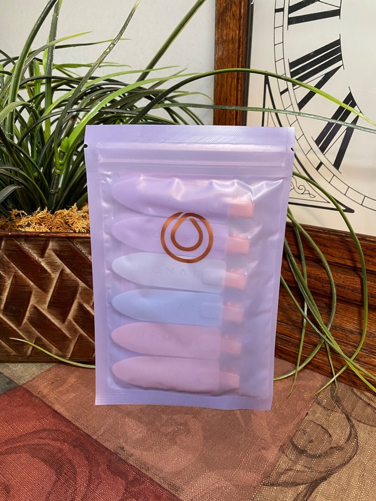 Monat Styling Clips New, Sealed Package