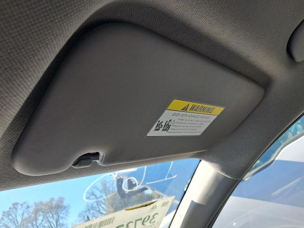 CHALLENGE 2019 Glove Box 4850429