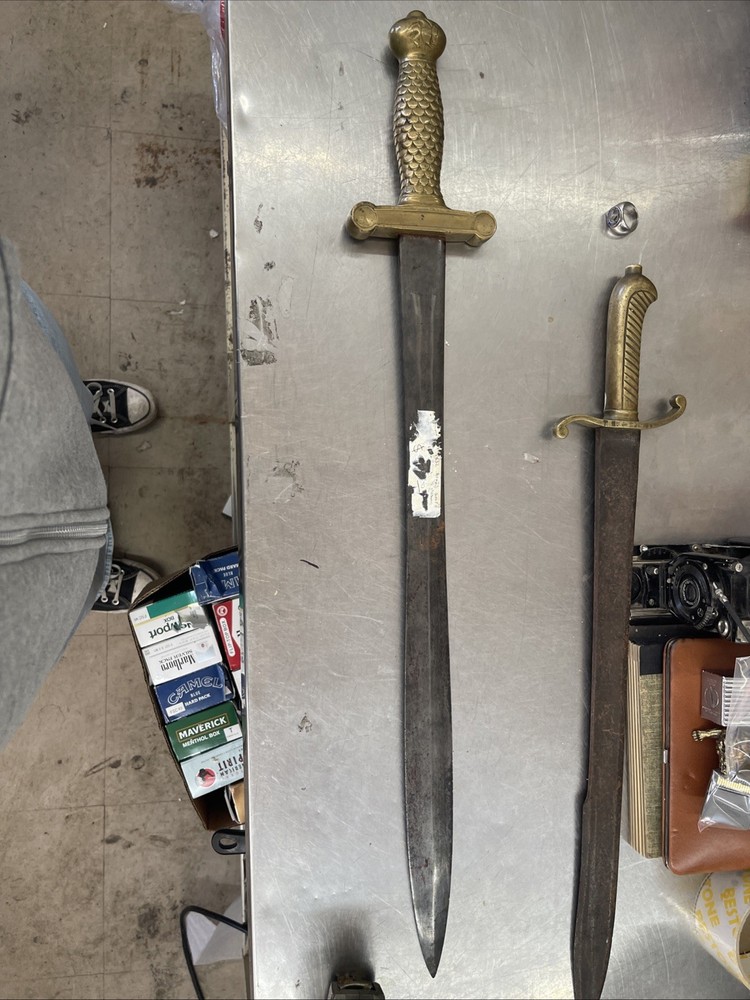 Model 1832 foot artillery short sword eagle on handle