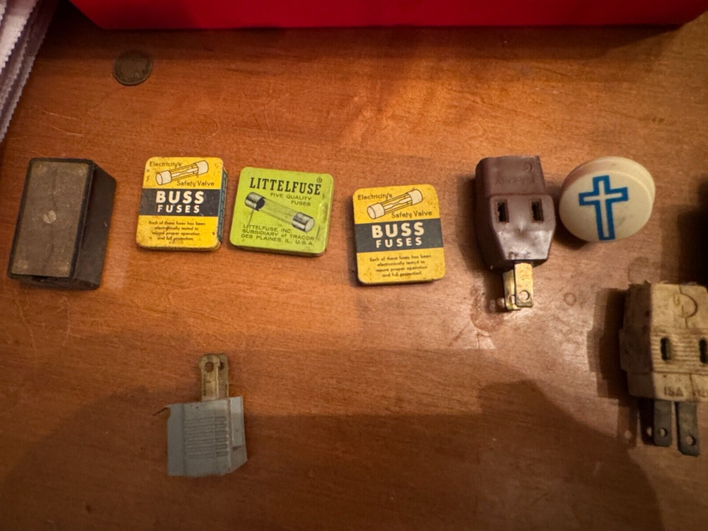 Tool box with some vintage items and other tools, lot