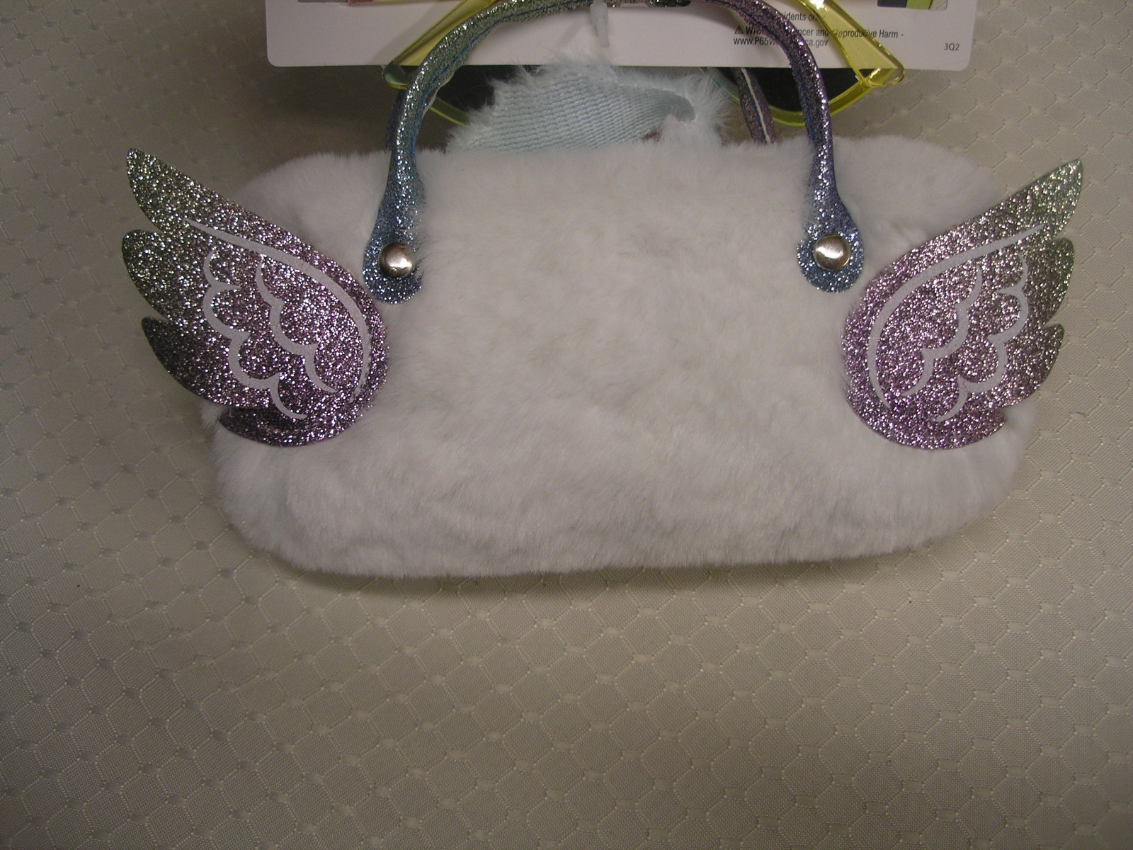 KIDS SUNGLASSES WITH CASE, BRAND NEW, AGES 3+