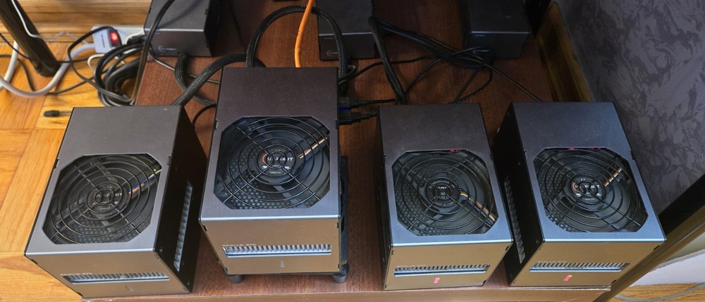 FutureBit Apollo BTC miner Model FBA2001