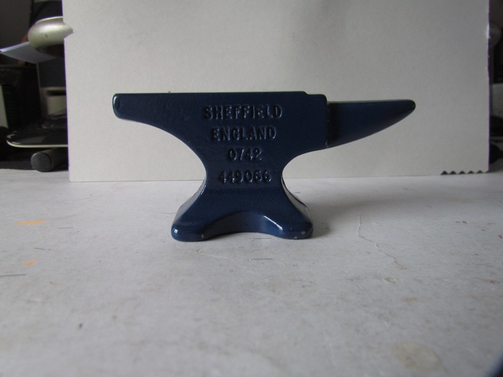 RECORD SHEFFIELD SMALL ANVIL.