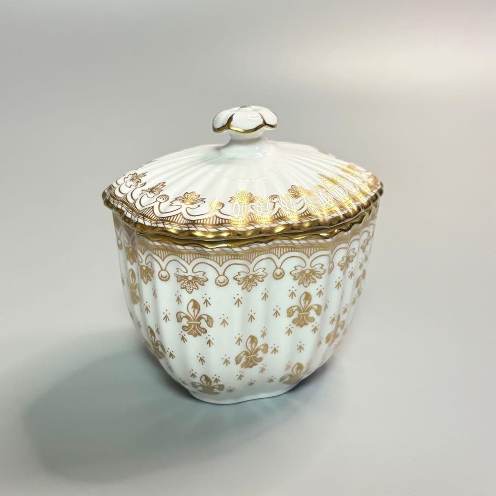 Spode Fleur de Lys Gold Sugar Pot