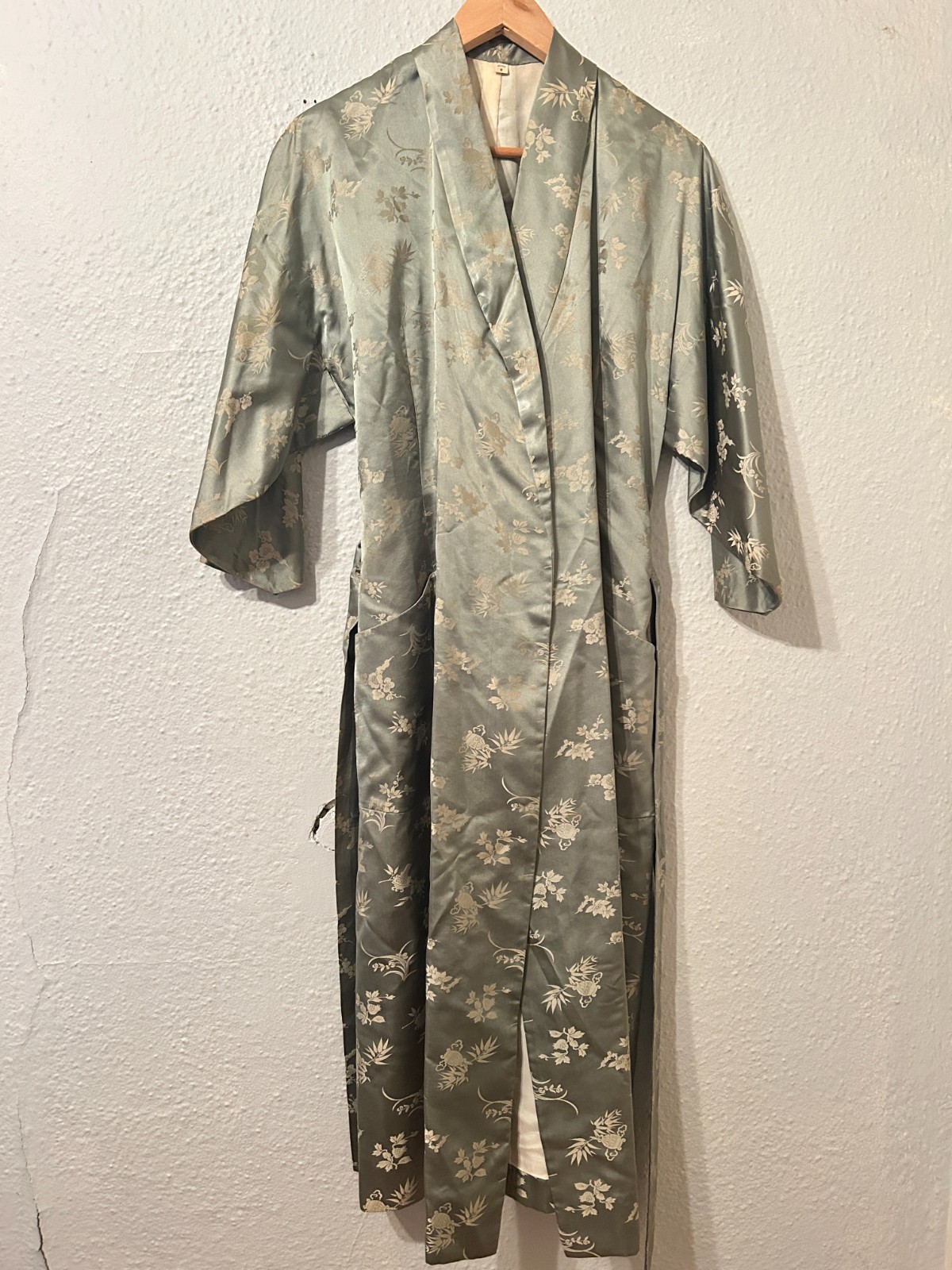 Vintage Madame Mme Butterfly 60s Silk Brocade Japanese Kimono Robe Floral Belted