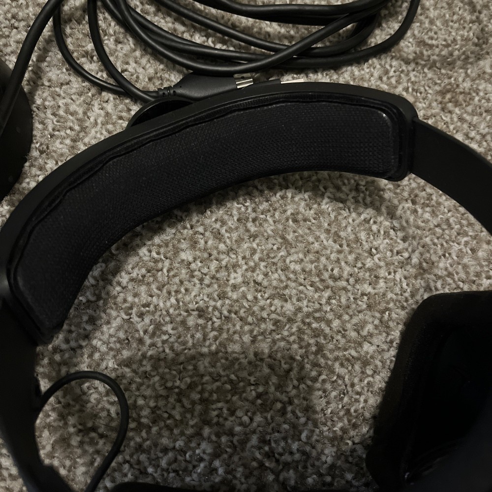 Lenovo Explorer VR Headset & Controllers Windows PC VR-2511N