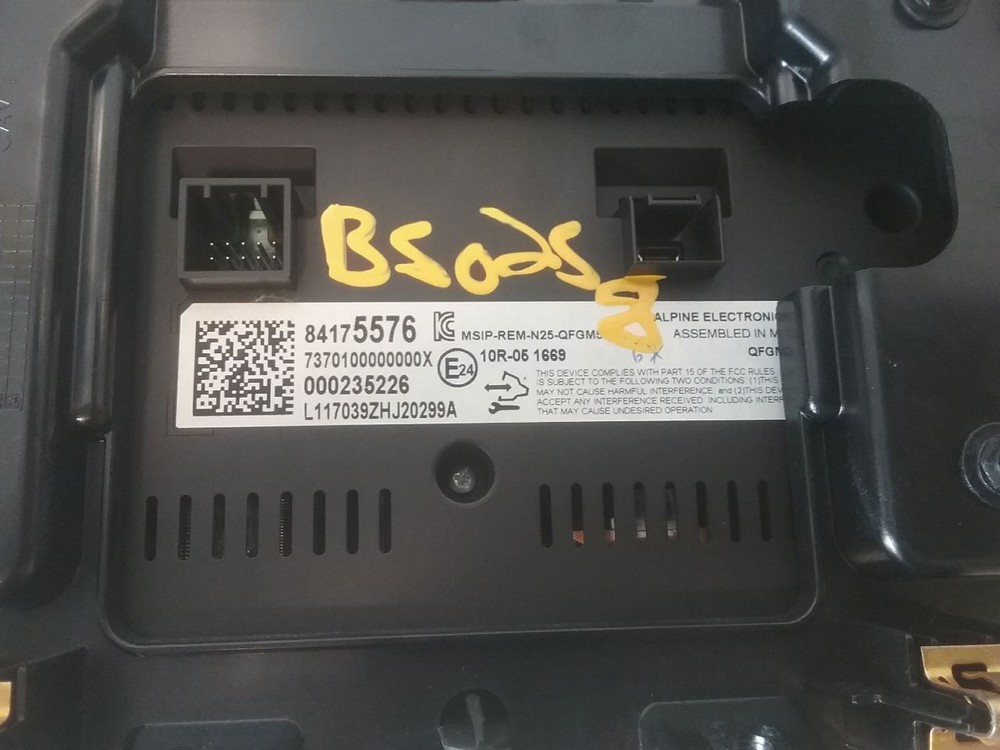 2018 Chevy Equinox 8" Display Screen and Control Panel
