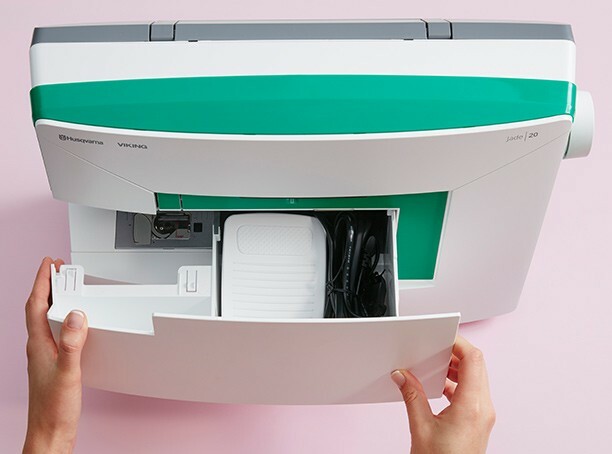 Husqvarna JADE™ 20 Computerized Sewing Machine -Open Box