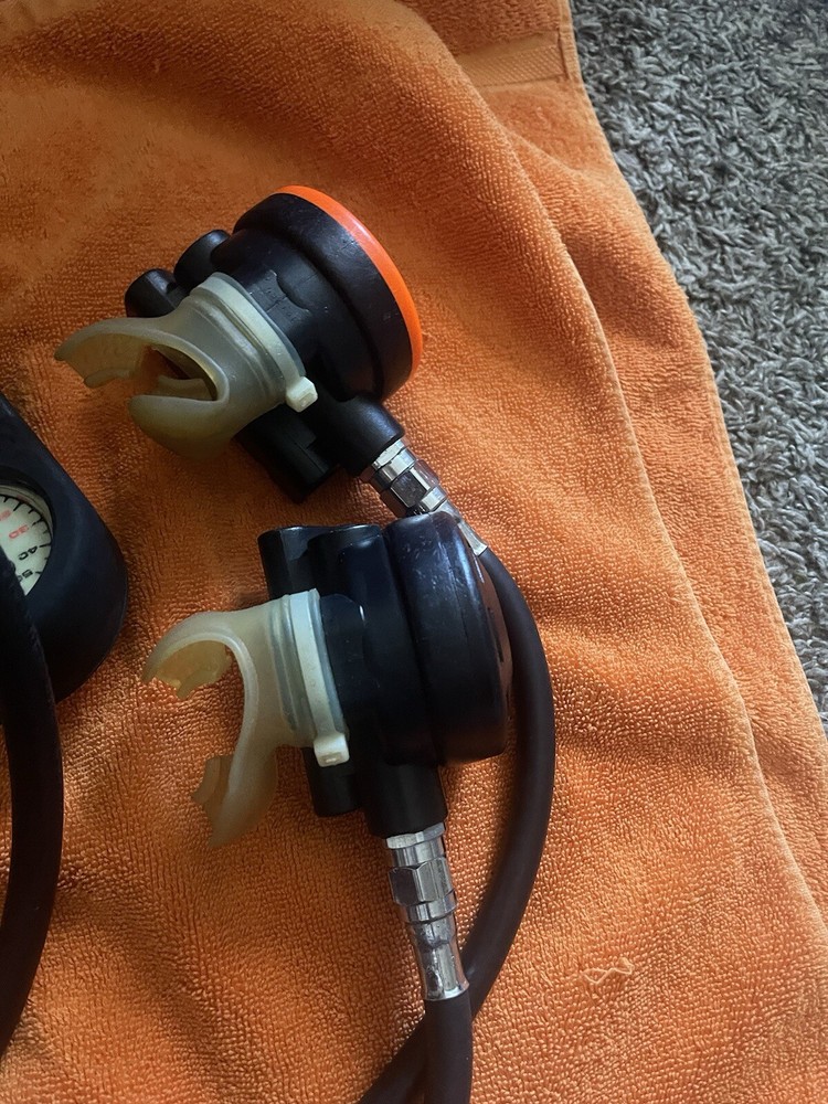 OCEANIC,, Regulators, Compass, Hoses ,BEST OFFER,
