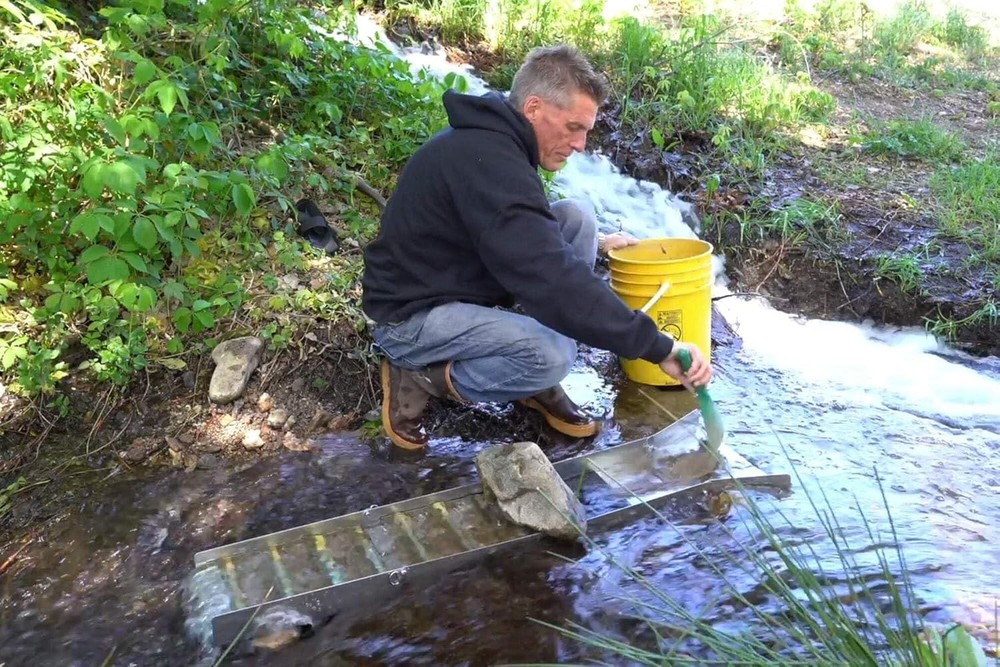 Gold Mining Essentials: 23-Piece Kit with Folding Sluice Box & All Tools Needed