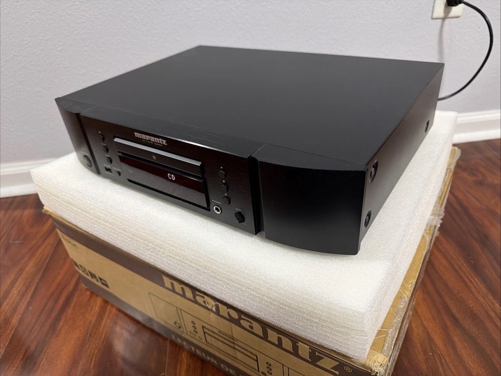 Marantz CD Player CD6004 (No Remote) 120V