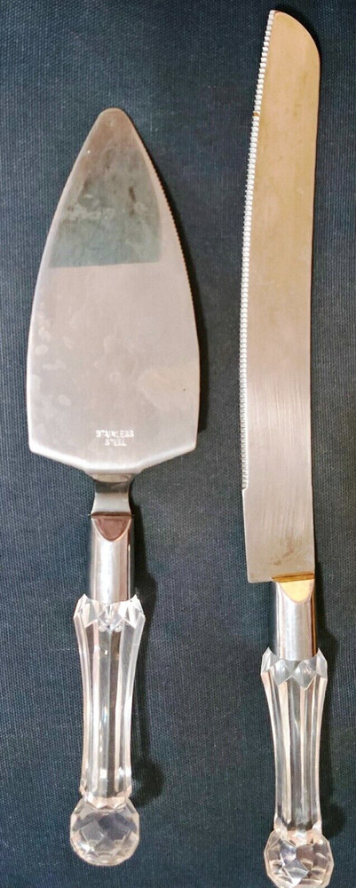 Nice 2pc Cake Knife Set