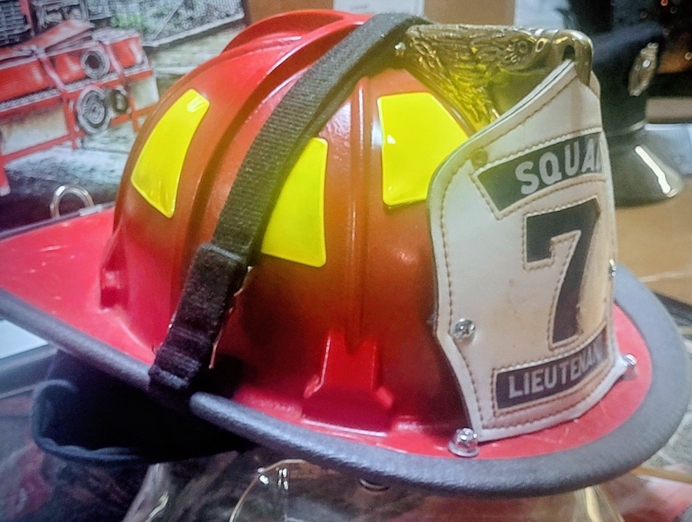 Carnes Model 880 Red Fire Helmet