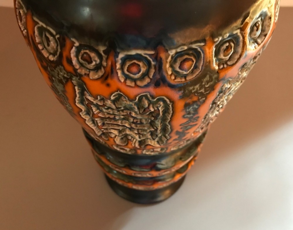 UEBELACKER KERAMIK. MODEL 1400/30 VASE