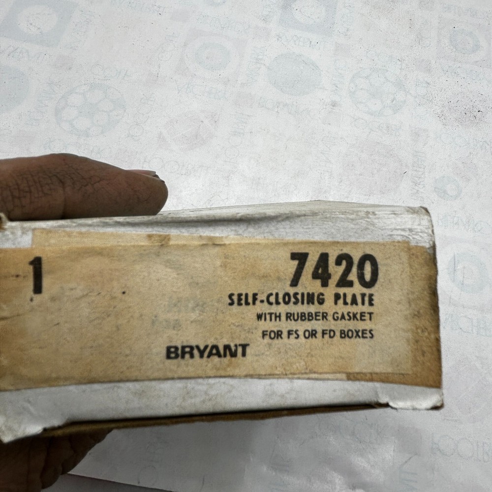 Bryant NSB 7420 Wallplates and Switch Accessories EA ⭐