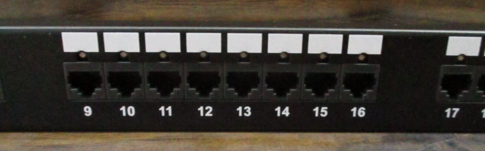 OPEN BOX Navilite Cat.5e Patch Panel 24 Ports Black Unshielded
