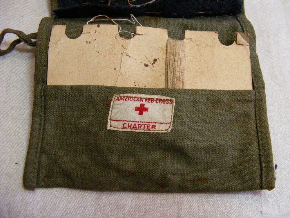 Vintage WW2 American Red Cross Sewing Kit 8-a #19