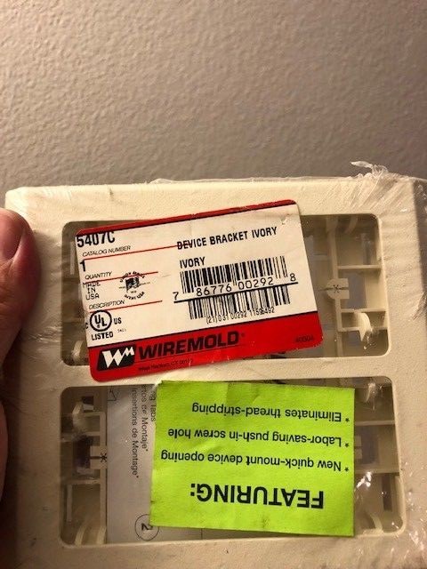 NEW Wiremold 5407C Device Mounting Bracket Ivory