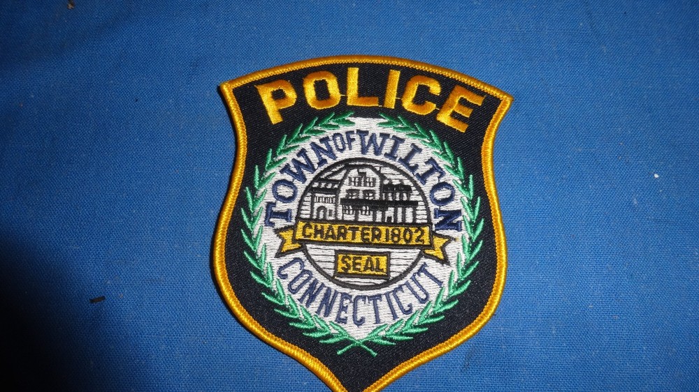 Wilton CT  retired police cloth patch