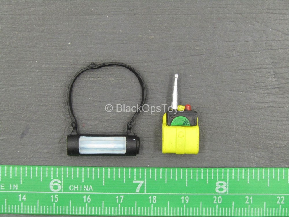 1/6 Scale Toy Tool Collection - Radar w/Diving Light