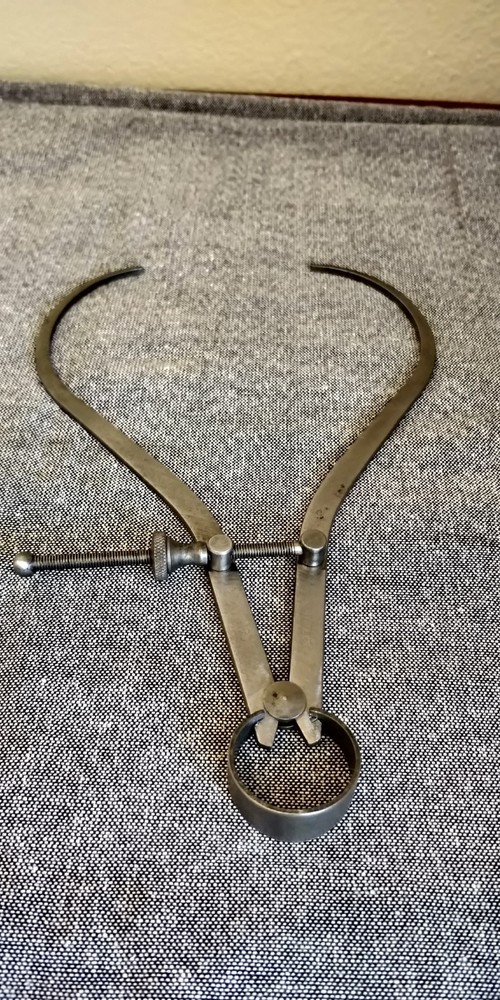 Vintage UNION 8" #12 Outside Calipers Largest size