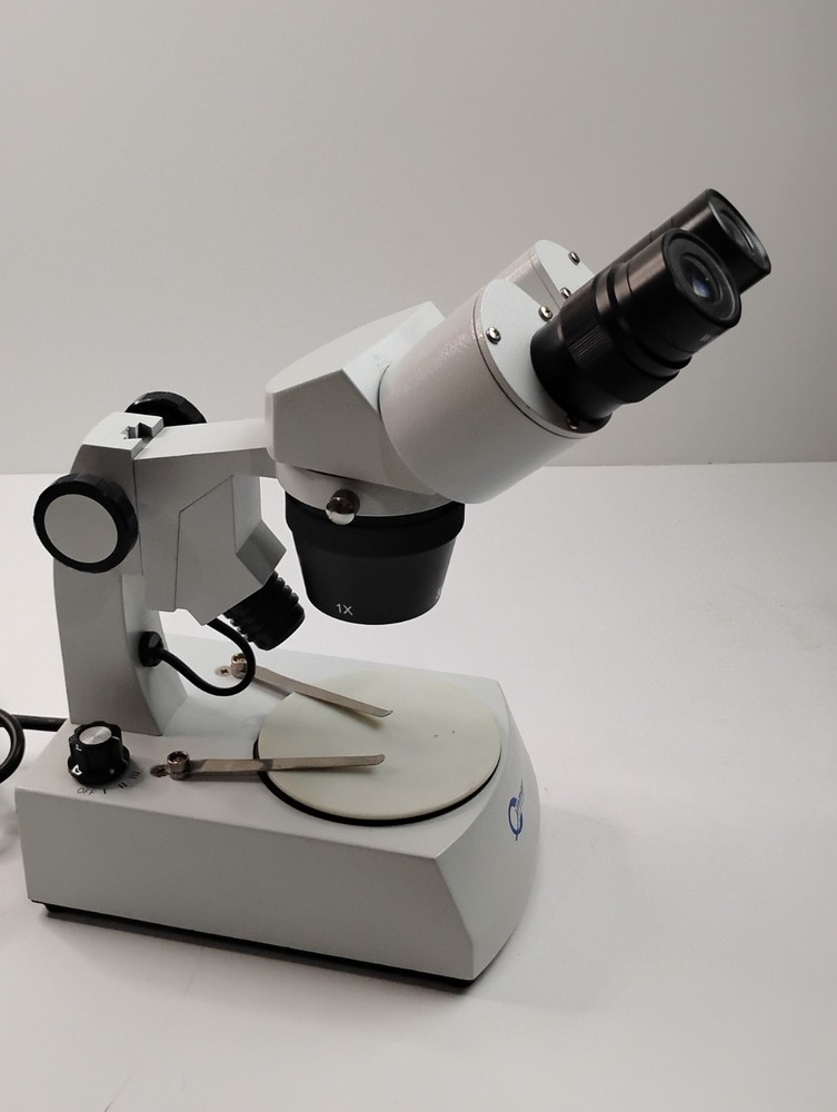 Cynmar HG459645 Binocular Microscope And Rotating Head