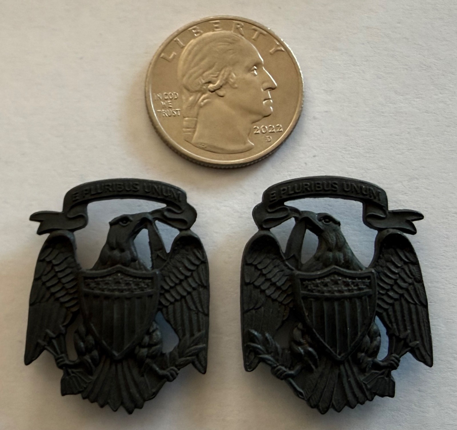 RARE 1902 US ARMY OFFICER EAGLE COLLAR INSIGNIA PAIR SEW ON SPANISH AMERICAN WAR