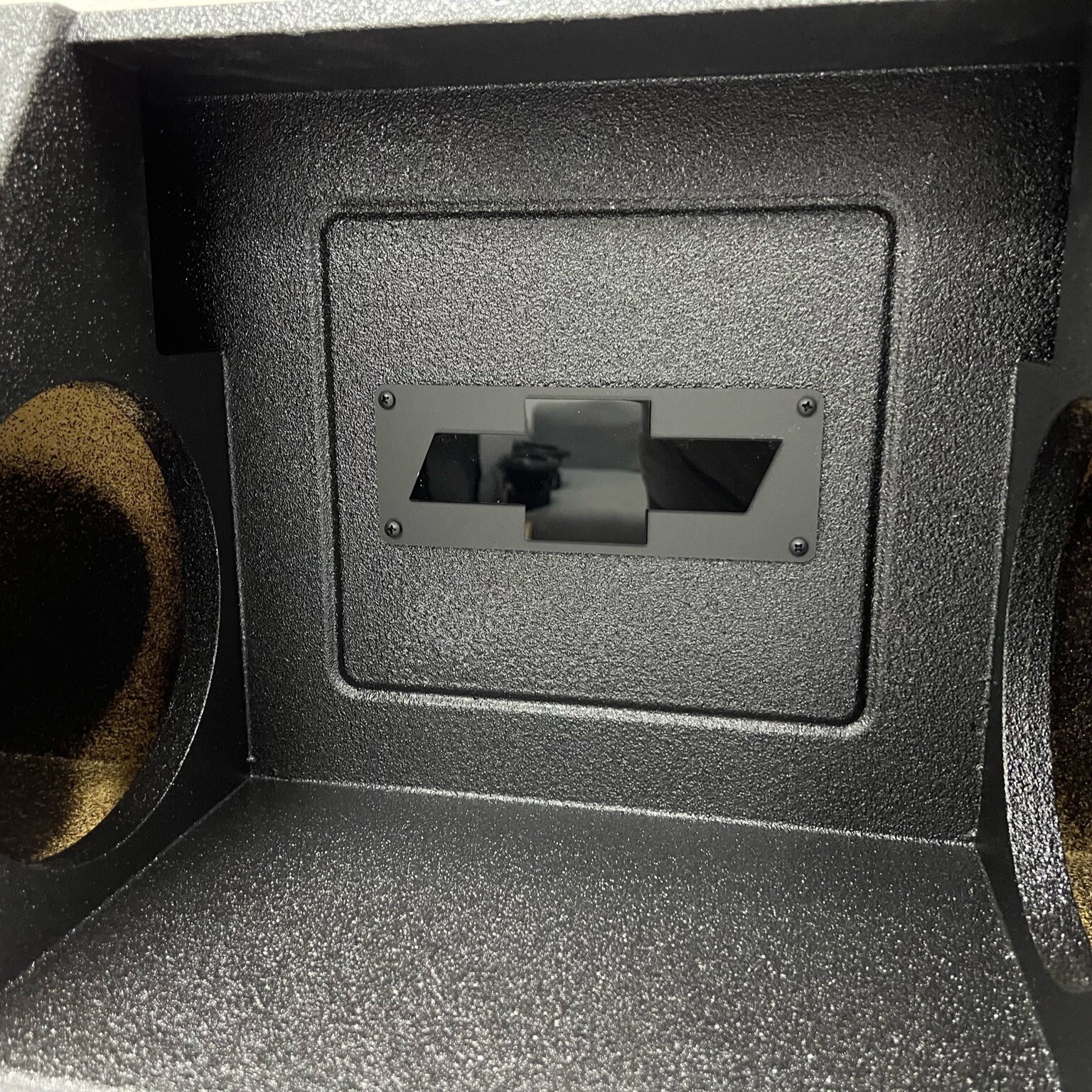 Universal Single Regular Cab Subwoofer Box 2x8” Ford Gm Bolero Style Mega Bass