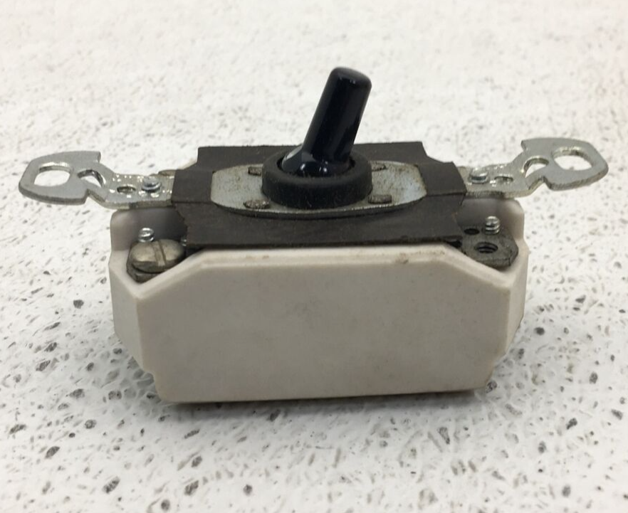 XTS-1T KILLARK EXPLOSIONPROOF SWITCH COVER 20 AMP