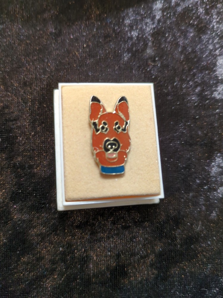 Enamel German Sheperd  Dog Button Badge ( Alsatian )