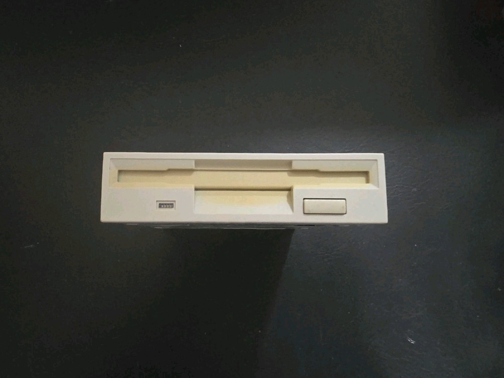 Mitsumi D359M3D 3.5" Floppy Disk Drive for PC/Other.