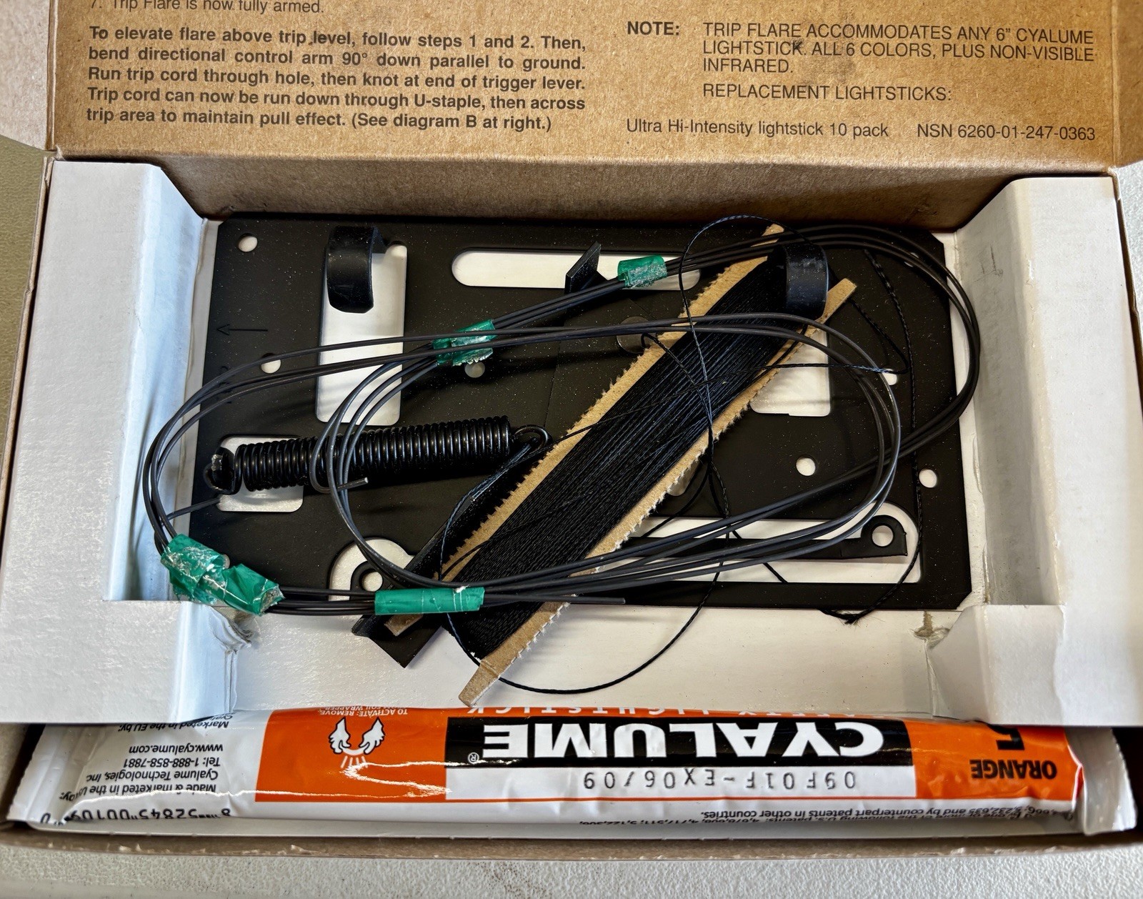 Cyalume ChemLight Military Grade Surface Trip Flare