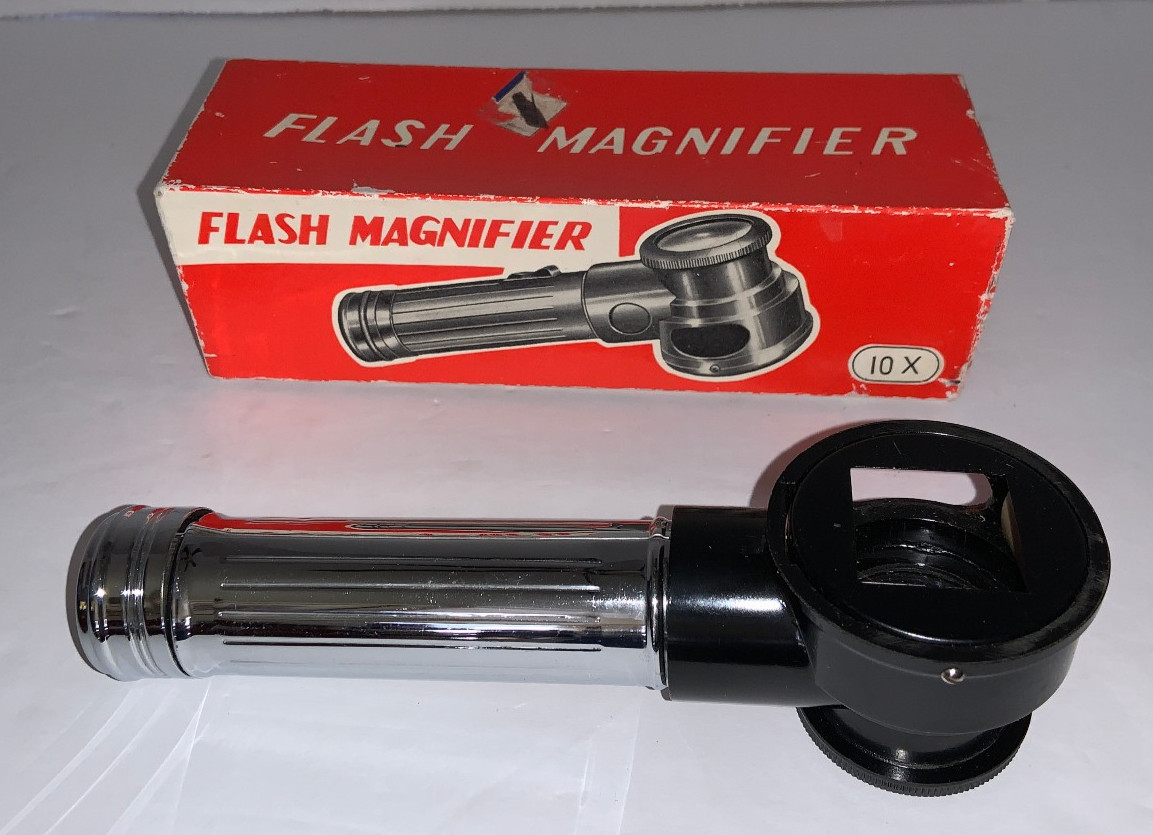 Vintage NOS Flash Light Magnifier 10x
