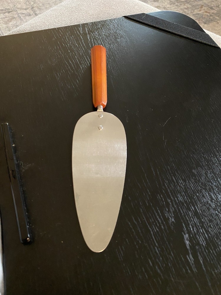 Vintage Pie Server Kitchen Ribbed Butterscotch Bakelite Handle
