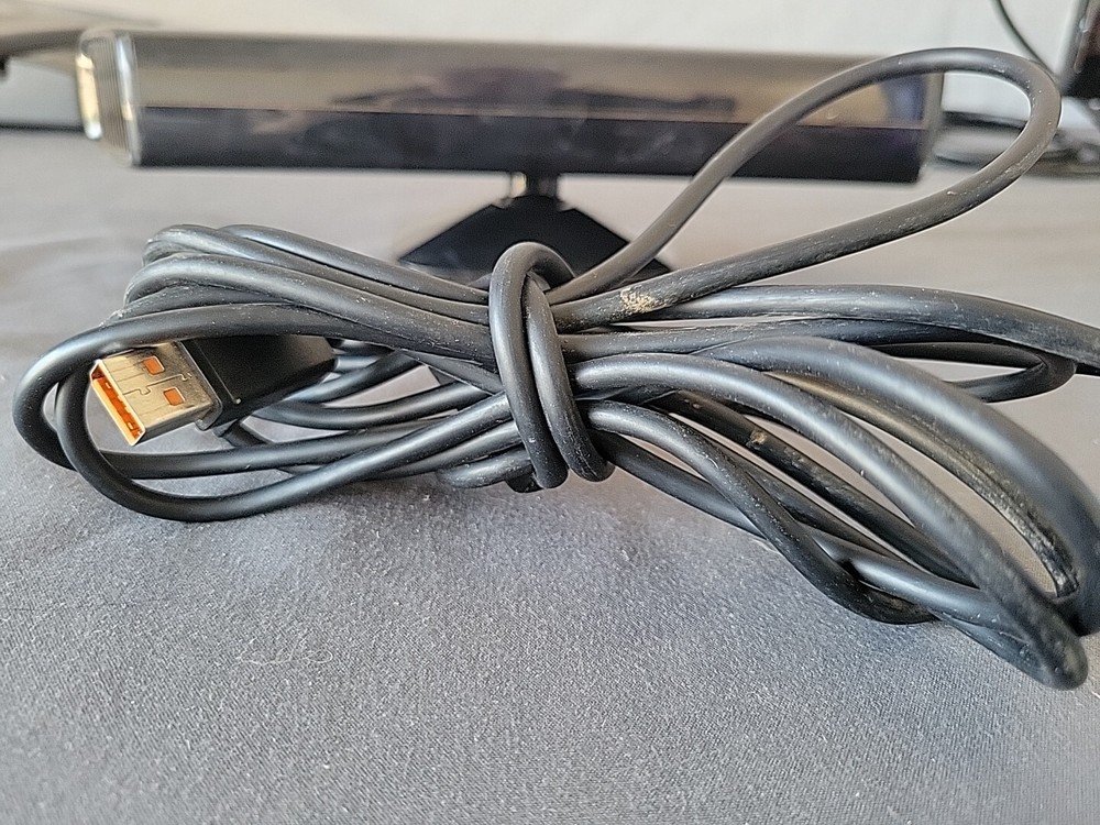 Microsoft Kinect Sensor for XBox 360