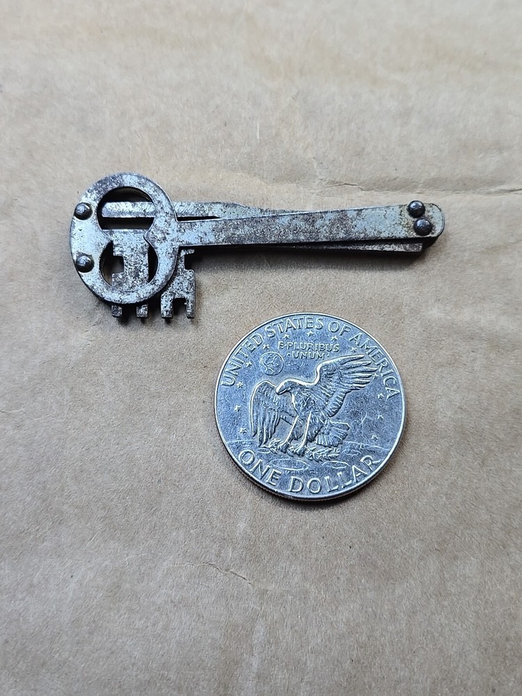 Remarkable Antique Folding Key ☆ Neat Old Hinged Skeleton Key!