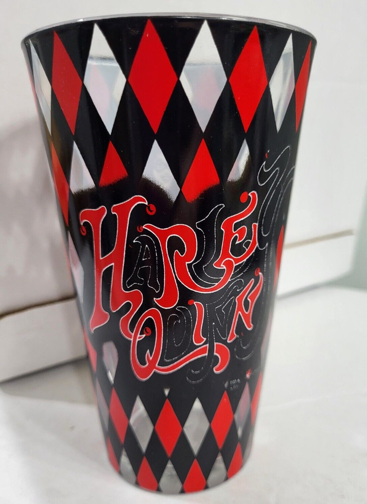Harley Quinn DC Comics pint glass