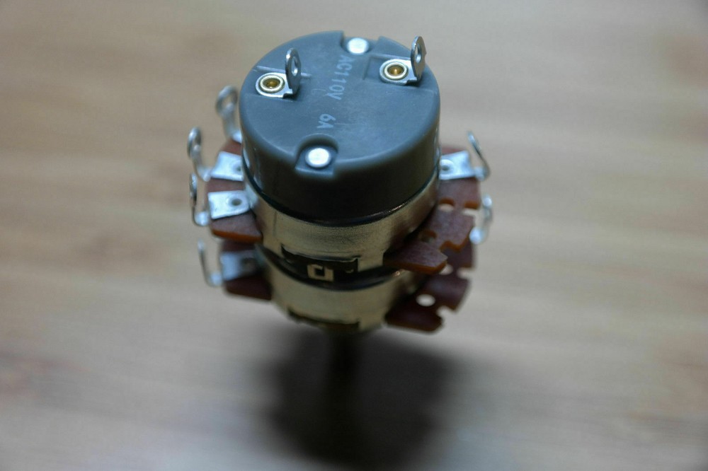 KLH model 18 eighteen Volume Pot control switch loudness potentiometer