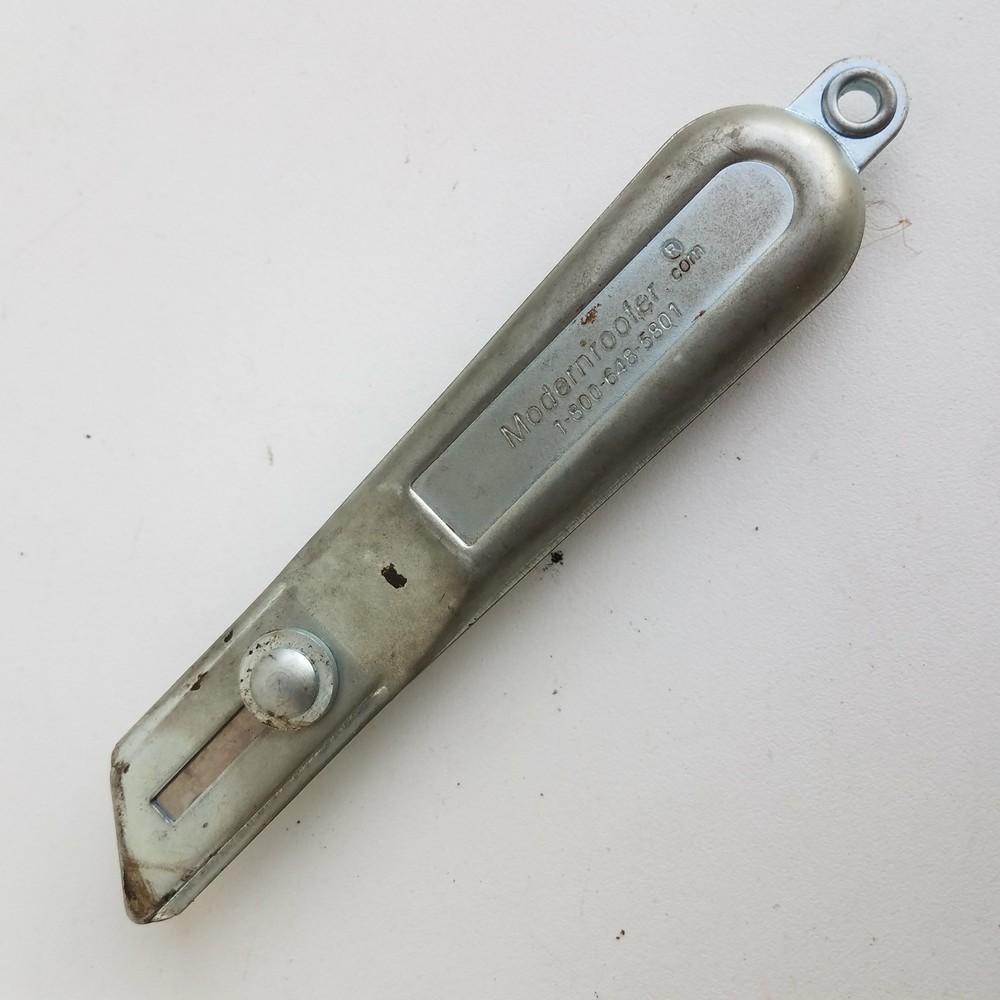 Vintage Modern Roofer Knife