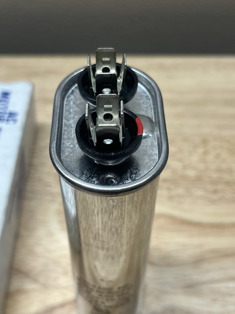 Packard POCF10 Oval Run Capacitor 440V