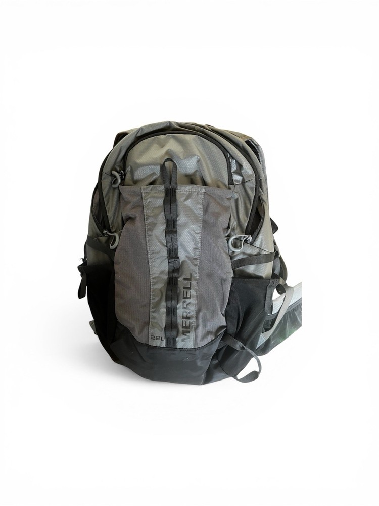 Merrell 22L Gray Black Hiking Camping Daypack Backpack Adjustable Straps