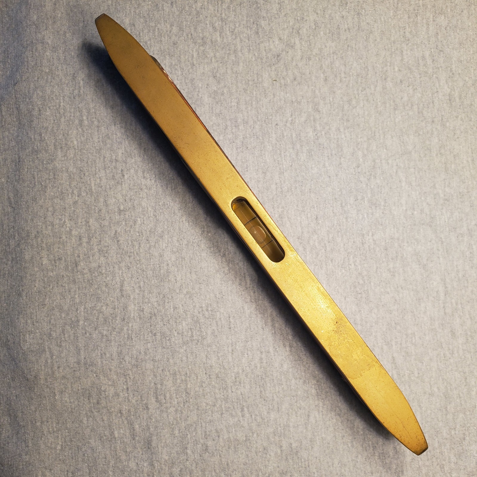 Sheffield MFG 9" Level And 4 In 1 Scewdriver Hardwood And Brass